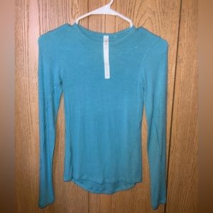 Lululemon athletica fitted long sleeve